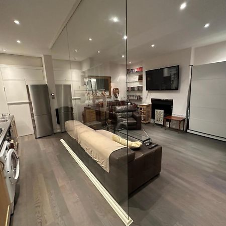 Large Studio Flat In Kensington ロンドン エクステリア 写真