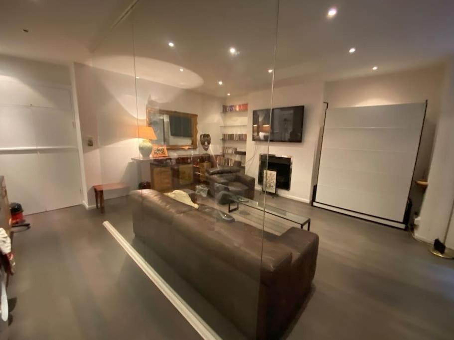 Large Studio Flat In Kensington ロンドン エクステリア 写真
